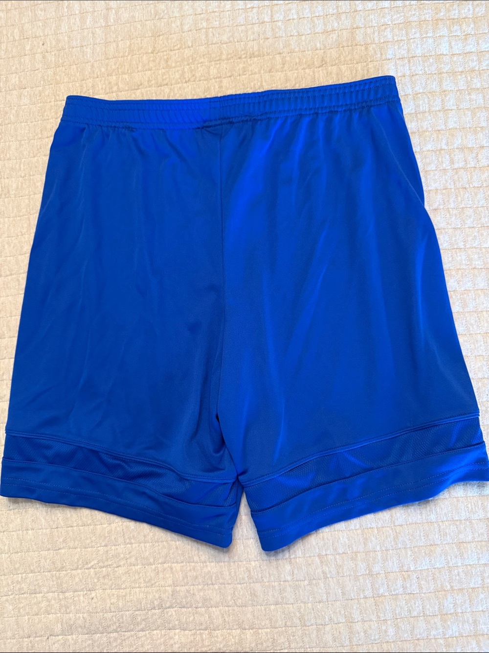 Nike Men’s Medium Soccer Shorts Trio - White & Blue - Picture 6 of 7